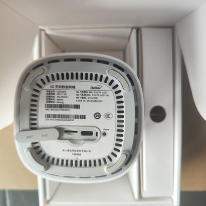 FiberHome 5G CPE Pro 2 LG6151M WiFi 7 BE5000 2.5G Port Indoor Router