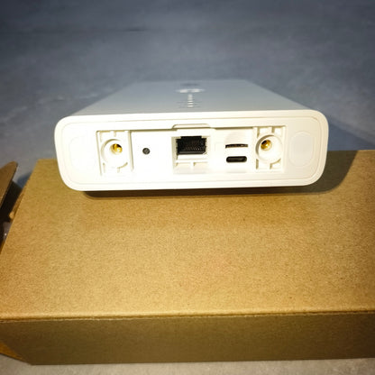 Trois routeurs CPE 5G extérieurs ZTE MC7010 Ethernet 2,5G RJ45 POE