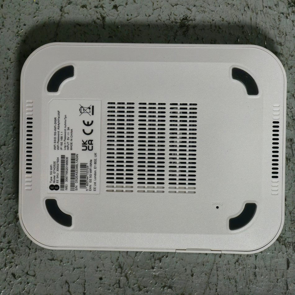 Point d'accès 5G Alcatel 5GEE Mobile WiFi 6 QTAD52E 6460 mAh